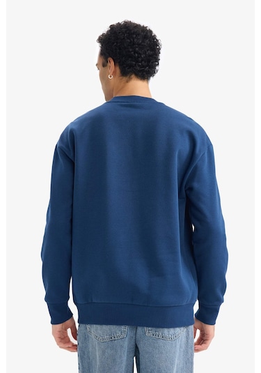 Defacto Boxy Fit Bisiklet Yaka İçi Yumuşak Tüylü Baskılı Sweatshirt X8282az25auın270 İndigo-ın270
