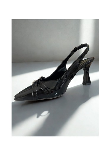 Sivri Burun Çift Tokalı Siyah Rugan Kayışlı Stiletto Siyah - Rugan