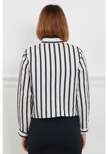 Dparis Çizgili Crop Gömlek