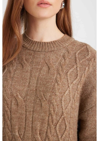 DeFacto Regular Fit Bisiklet Yaka Saç Örüg Desenli Basic Düz Uzun Kollu Maxi Triko Elbise Y2073AZ24WNBN551 Kahve