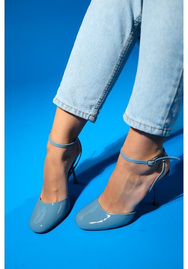 Luvishoes Blues Mavi Rugan Yuvarlak Burun Bilekten Bağlamalı Kadın Yüksek Topuklu Ayakkabı Mavi