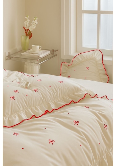 Uçkan Home Soft Elegance Fırfırlı Çift Kişilik Nevresim Seti Desenli Süs Dikişli %100 Pamuk Kırmızı --UH-00038