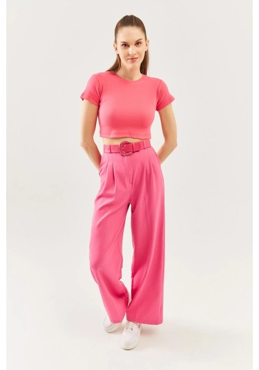 Kadın Kısa Kol Bisiklet Yaka Vücuda Oturan %100 Pamuklu Kaşkorse Esnek Crop Bluz Pembe