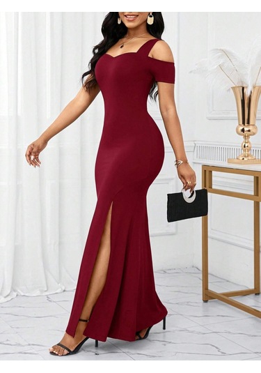 Kadın Omuzlardan Açık Askılı Yırtmaç Detaylı Uzun Ithal Krep Elbi Bordo