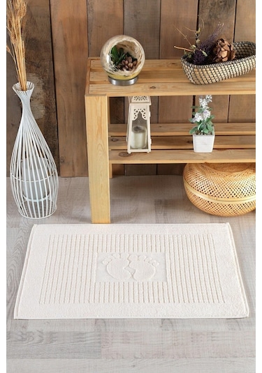 Romans Winter Ayak Havlusu 50x70 Cm Krem