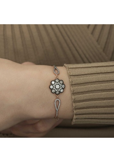 Cruse 925 Ayar Gümüş Rose Çiçek Desenli Elmas Montür Bileklik