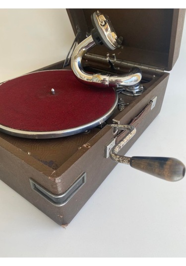 Molotov Sovyet Antika Çanta Gramofon 067