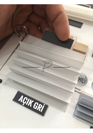 Plise Perde Cam Balkon Akordiyon Perde Sistemleri 11 Renk Seçeneği Çok Renkli