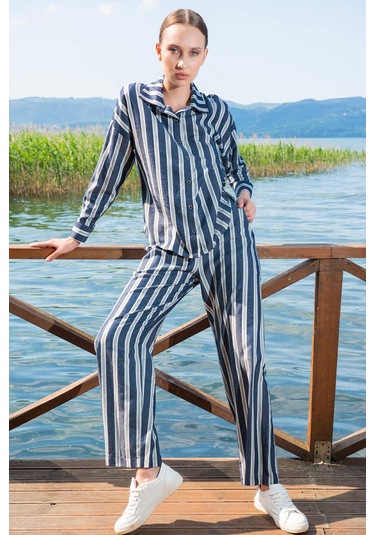 K405096 Vienetta Plus Lacivert