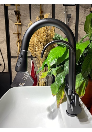 İsaoğlu Yapı Siyah Spiralli Arıtmalı Mutfak Bataryası Mat Siyah Arıtıcılı Evye Musluğu Luxury Design Siyah