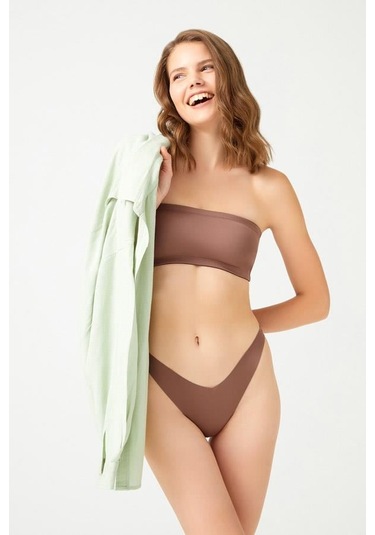 Lazer Kesim Kadın Brezilya Külot 3'lü Paket-3 Çok Renkli 4 Çok Renkli