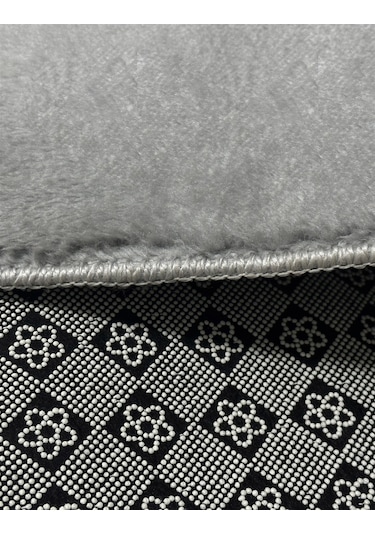 Dekoratif Puffy Peluş Yumuşak Yıkanabilir Kaymaz Taban Kesme Halı Yolluk Gri