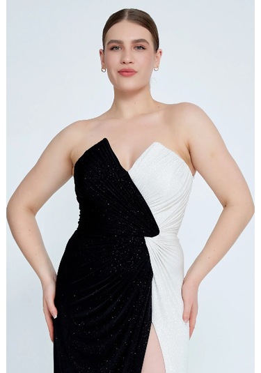 Şeref Vural Kadın Büyük Beden Straplez Derin Yırtmaçlı Maxi Abiye Elbise 8237 Siyah-beyaz Siyah-beyaz Şeref Vural Kadın Büyük Beden Straplez Derin Yırtmaçlı Maxi Abiye Elbise 8237 Siyah-beyaz Siyah-beyaz