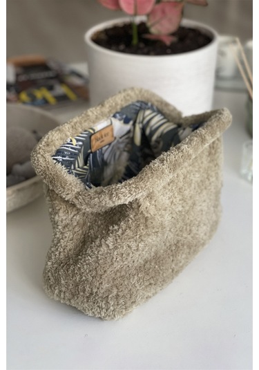 El Yapımı Açık Zeytin Yeşili Renk Teddy Yün Örgü El Çantası Yeşil