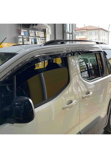 Opel Combo E Kasa Kromlu Cam Rüzgarlığı 2019-sonrasi A+ Yeni Dizayn