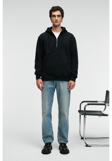 JUSTUS Erkek Kapüşonlu Kanguru Cepli Fermuar Yakalı Siyah Sweatshirt