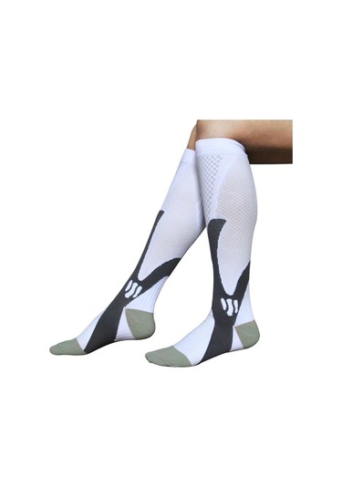 Yeşil Koşu Sıkıştırma Futbol Çorapları Çorap 20 - 30 Mmhg Erkek Kadın Spor Çorapları Maraton Bisiklet Futbol Çorapları