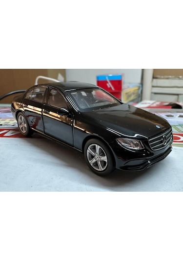 Oyuncak Metal Model Araba 1/36 Çek Bırak Mercedes Benz E Class Siyah