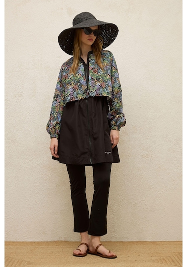 Manuka Rüzgarlıklı 3'lü Tesettür Mayo Takımı Tıny Flower Çok Renkli - Siyah