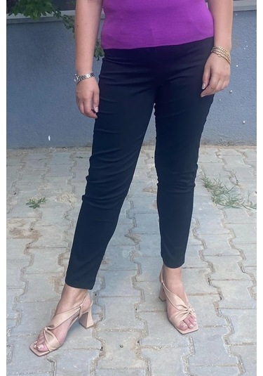 Kadın Siyah Boru Paça Pantolon Siyah