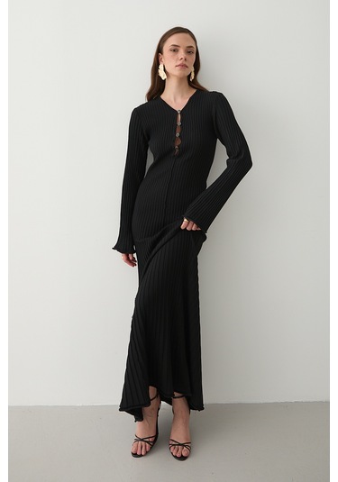 Siyah Düğme Detaylı Uzun Elbise - 1725 Kahverengi