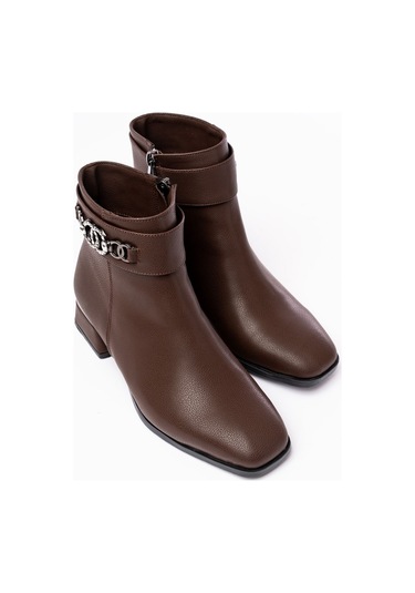 Rm-502 Kahverengi Toka Aksesuarlı Topuklu Fermuarlı Günlük Kadın Bot Beyaz