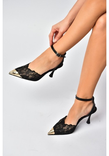 Fox Shoes Y752082806 Siyah Dantel İnce Topuklu Kadın Ayakkabı