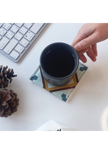 Decorita Cam Bardak Altlığı | Çini Desen |4'lü Takım| 10cm x 10cm Çok Renkli