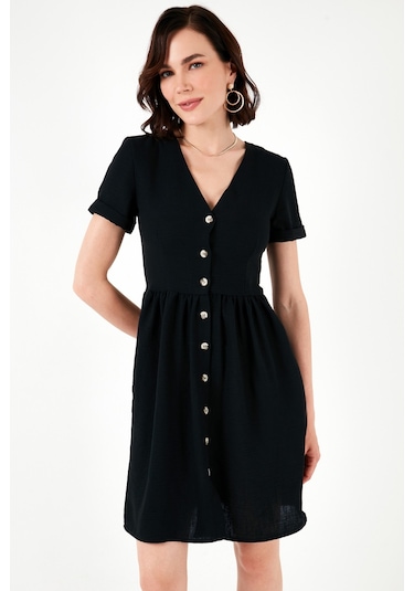 Lela Cepli Önü Düğmeli Kısa Kollu V Yaka Regular Fit Bayan Elbise 611El222 Siyah Lela Cepli Önü Düğmeli Kısa Kollu V Yaka Regular Fit Bayan Elbise 611El222 Siyah