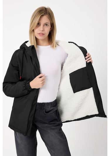 Freemen Kadın Siyah Kürklü Su Ve Rüzgar Geçirmez Kapüşonlu Kışlık Mont Siyah