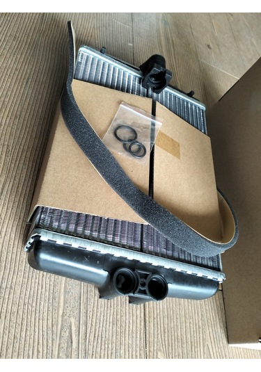 Mercedes W202 W208 W210 Kalorifer Radyatörü Nrf