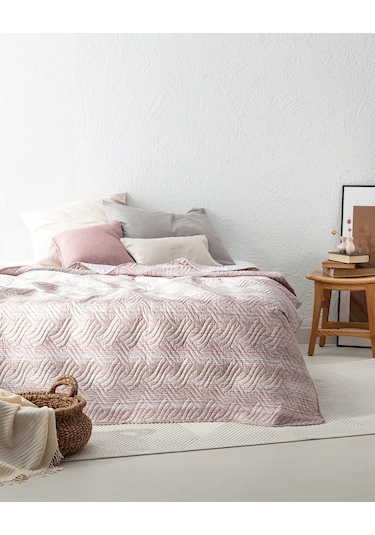Madame Coco Burnel Çift Kişilik Yatak Örtüsü Yo0000000035çift Kişilik-mürdüm Mürdüm