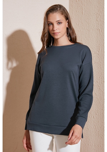 Lela Streç Oversize Fit Bisiklet Yaka Modal Kumaş Bayan Sweat 5865877 Füme Lela Streç Oversize Fit Bisiklet Yaka Modal Kumaş Bayan Sweat 5865877 Füme