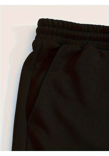 Hırsch Siyah Kadın Oversize Basic Kapüşonlu Lastikli Milano Italy Baskılı Pamuklu Eşofman Takımı Siyah Hırsch Siyah Kadın Oversize Basic Kapüşonlu Lastikli Milano Italy Baskılı Pamuklu Eşofman Takımı Siyah