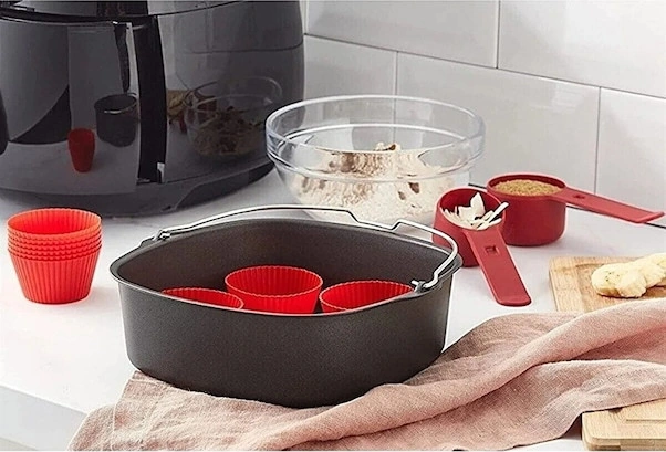 Dofolink 8 İnç Fritöz Aksesuar Seti: Kare Fırın Sepeti, Kek Kova Ve 9 Bardak - Demir Malzeme