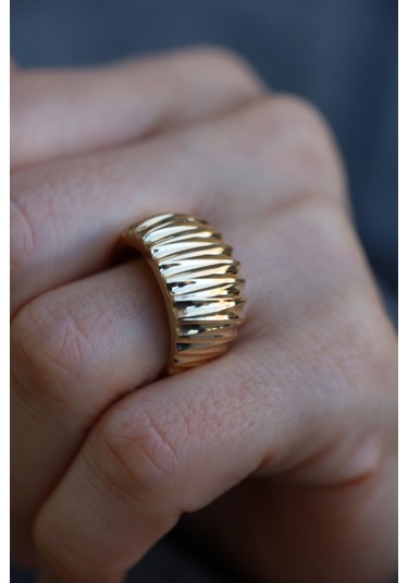 Yenigün Kuyumculuk 14 Ayar Altın Taşsız Geniş Şerit Dizisi Işıltılı Yüzük Yzk26450