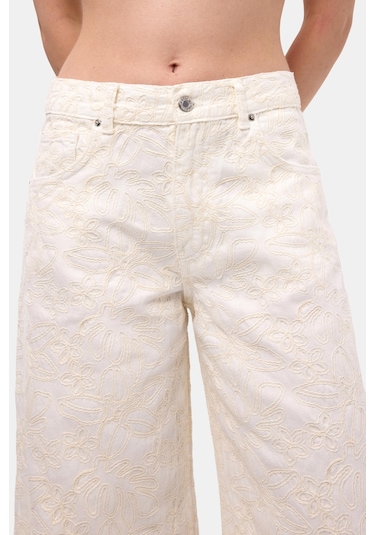 Itsbasic Kadın Kırık Beyaz 7s6-101 Palazzo Fit Özel Nakışlı Tasarım Denim Jean
