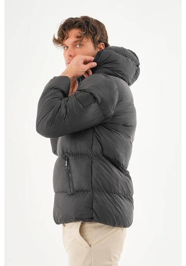 Erkek Kapüşonlu Fermuarlı Cepli Kışlık Şişme Kısa Mont Siyah