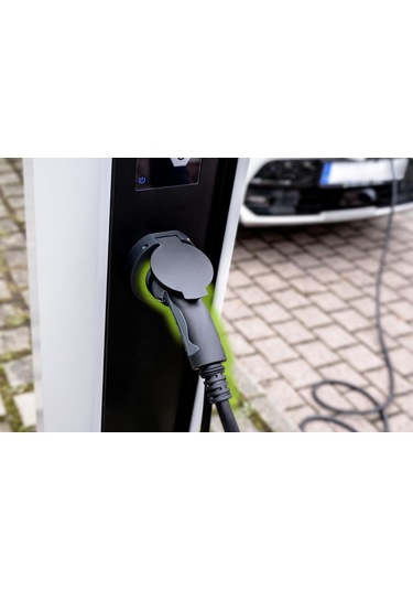 Brennenstuhl E-mobility Serisi Duvar Tipi Ve İstasyon Uyumlu Elektrikli 3 Fazlı IP55 7 M Kablolu 11 KW Araç Şarj Kablosu