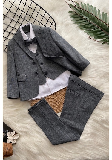 Ceketli Yelekli Papyonlu Erkek Çocuk Takım Elbise Gri