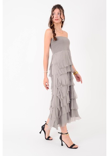 İtalyan 2 Beden Ince Gösteren Kat Kat Ipek Etek & Straplez Elbise Vizon