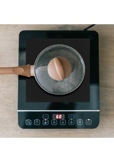 Kangvka Ev Fırını Koruyucu Mat: Silikon Isı Yalıtımlı, 250 C Dayanıklı, 25x25cm Siyah, Kaymazlı, Temizliği Kolay