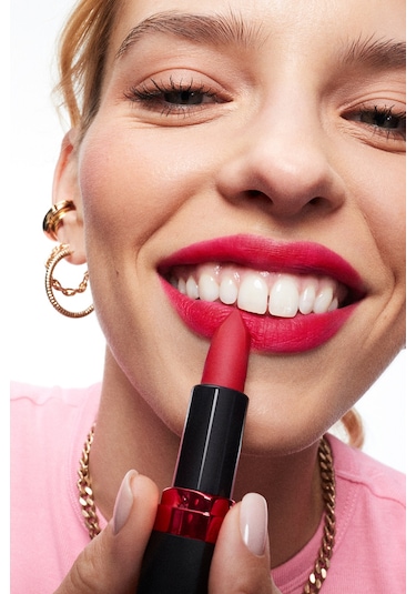 Avon Ultra Mat Ruj Nude Suede