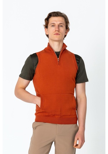 Erkek Fit Rahat Yakası Fermuarlı Kanguru Cepli Triko 001