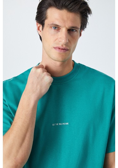 RIVER Erkek Oversize Fit Bol Kesim Nakış İşlemeli Basic Örme Kolej Yeşili T-Shirt