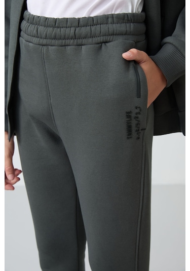 Tommy Life Haki Pamuklu Kalın İçi Tüylü Yumuşak Dokulu Standart Fit Nakışlı Erkek Çocuk Eşofman Takım - 11240 Haki