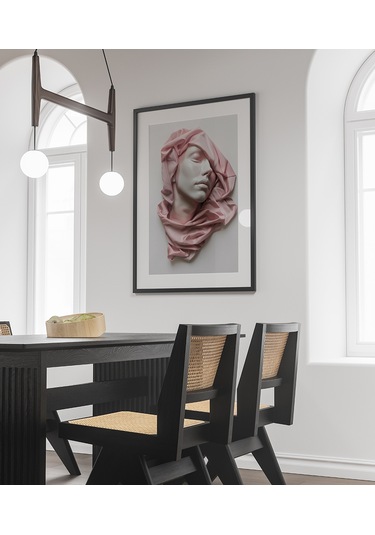 Pembe Eşarplı Kadın Poster