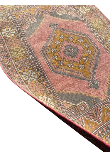 El Dokuma Eskitme Ortaköy Halısı 108x171 Vintage Halı Çok Renkli