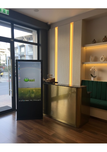 Wenn Totem Dokunmatik Kiosk 55"