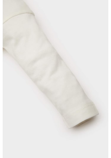 DeFacto Erkek Bebek 2'li Takım Uzun Kollu Tişört Beli Lastikli Eşofman Altı E2296A525SPWT16 Beyaz DeFacto Erkek Bebek 2'li Takım Uzun Kollu Tişört Beli Lastikli Eşofman Altı E2296A525SPWT16 Beyaz